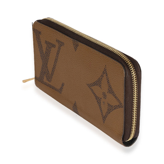 Louis Vuitton Louis Vuitton Monogram Giant Zippy Wallet