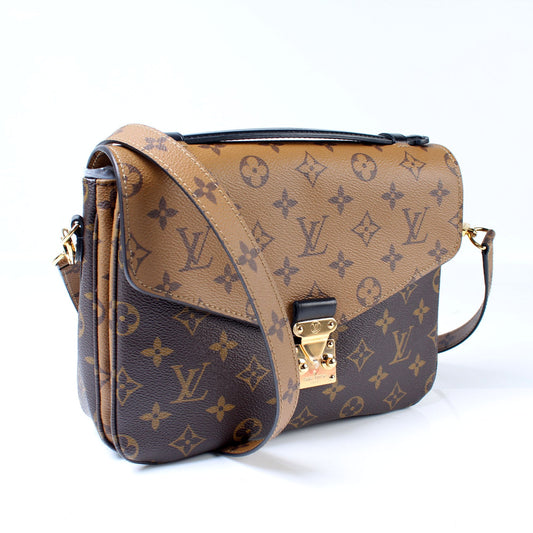 Louis Vuitton Pochette Metis Reverse Monogram
