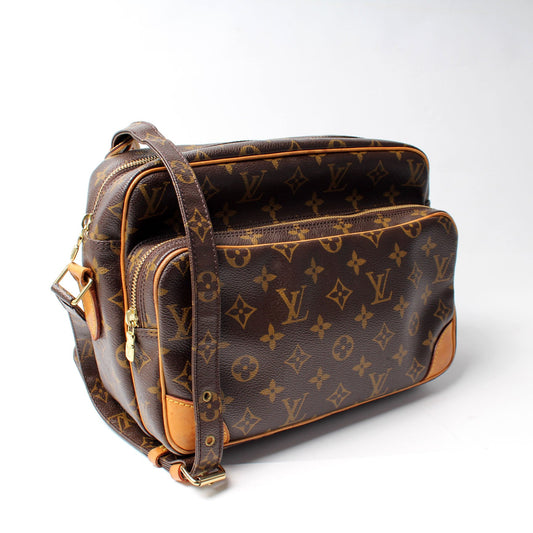 Louis Vuitton Nil Monogram