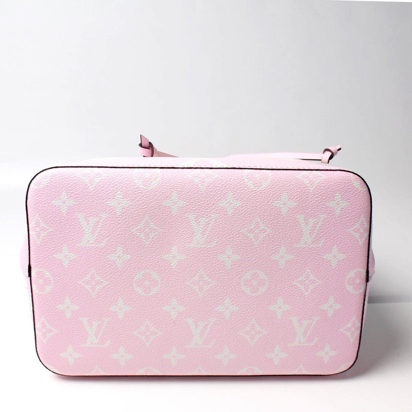 Louis Vuitton Neonoe Escale