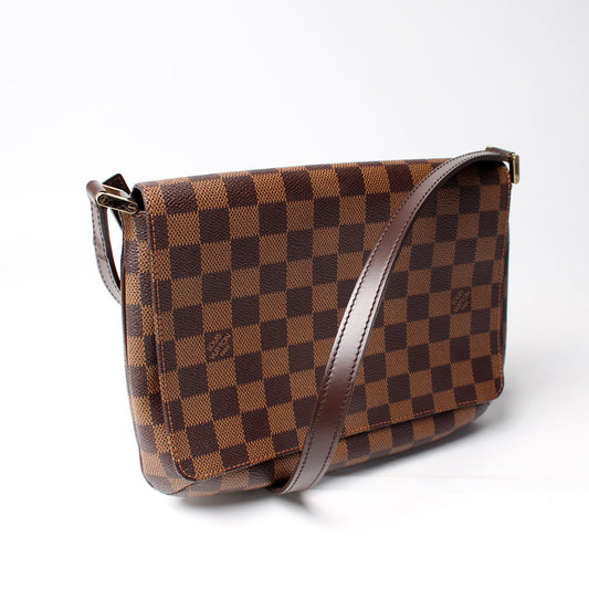 Louis Vuitton Musette Tango Short Ebene