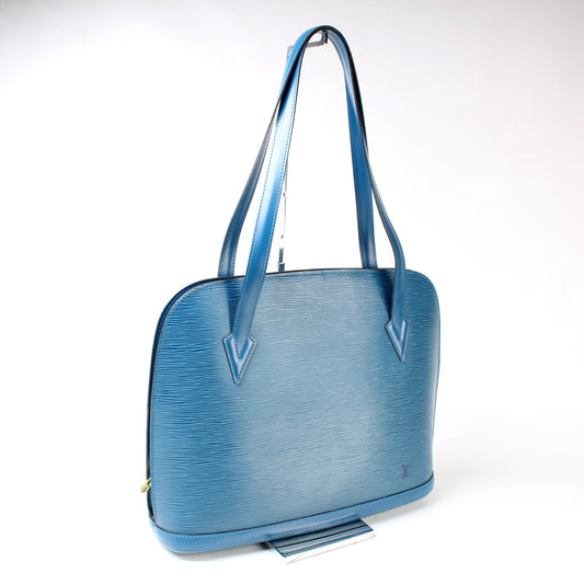 Louis Vuitton Lussac Epi