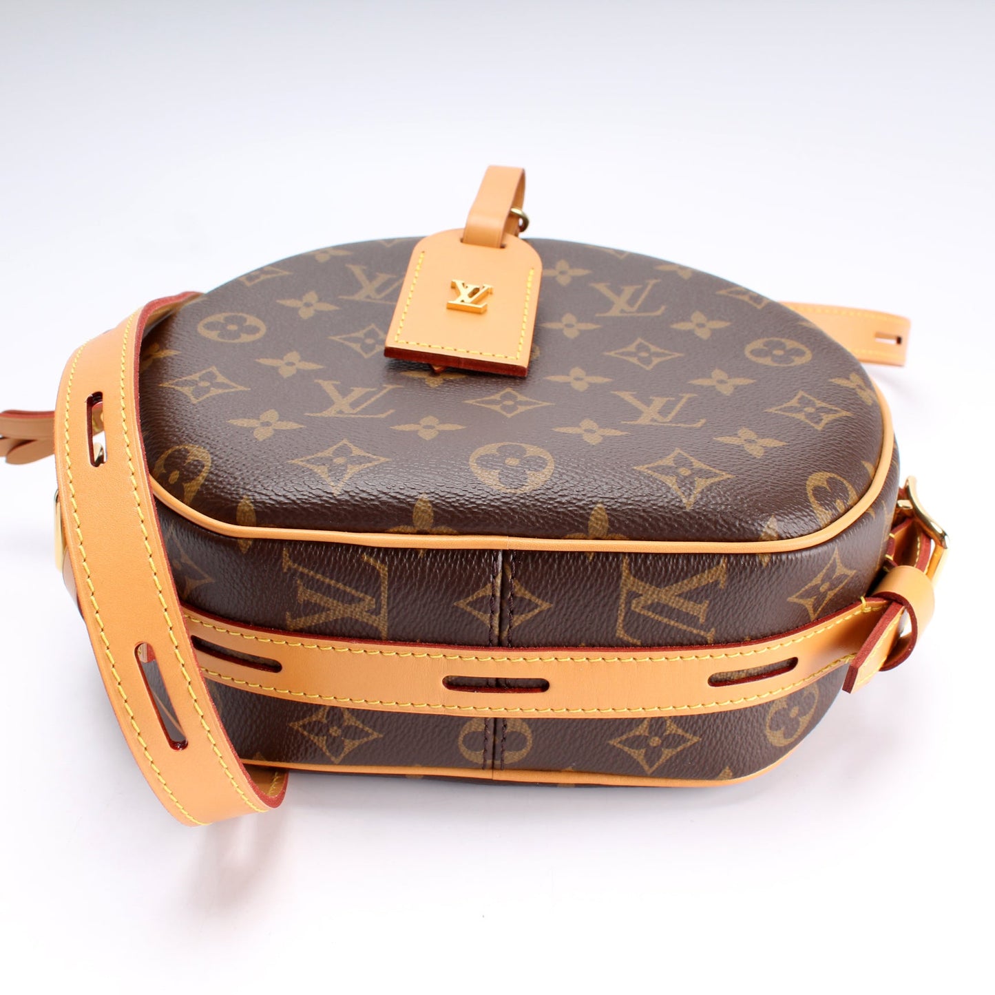 Louis Vuitton Boite Chapeau Souple MM Monogram