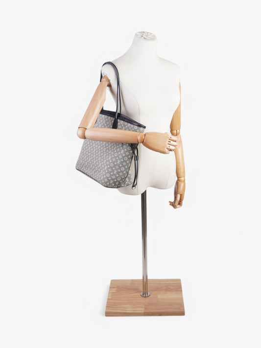 Louis Vuitton Neverfull Grey Canvas MM