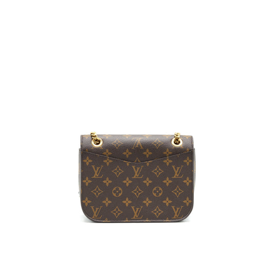 LOUIS VUITTON PASSY MONOGRAM CANVAS