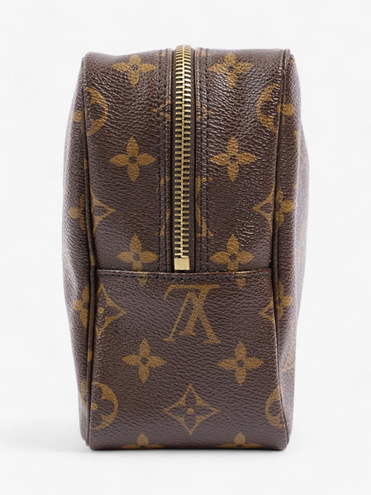 Louis Vuitton Trousse De Toilette Monogram Coated Canvas 28
