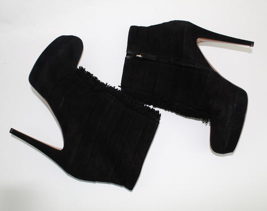 GUCCI YOUMA SUEDE ANKLE BOOTS