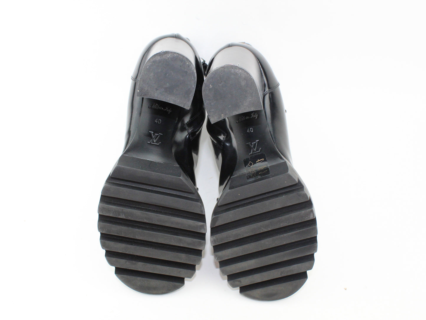 LOUIS VUITTON BLACK HEART ANKLE BOOTS