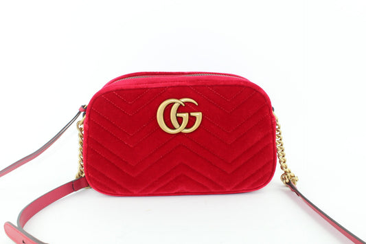 GUCCI GG MARMONT VELVET CAMERA BAG RED