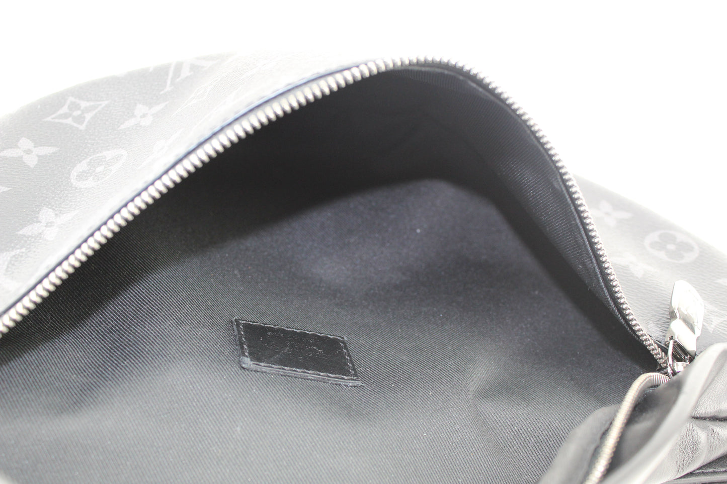Louis Vuitton Discovery Bumbag