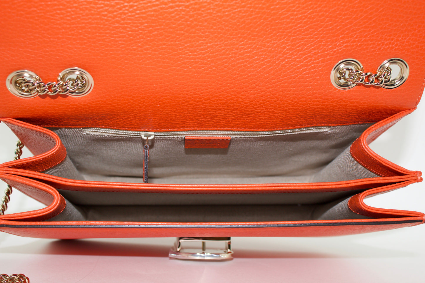 GUCCI MEDIUM CALFSKIN INTERLOCKING G SHOULDER BAG