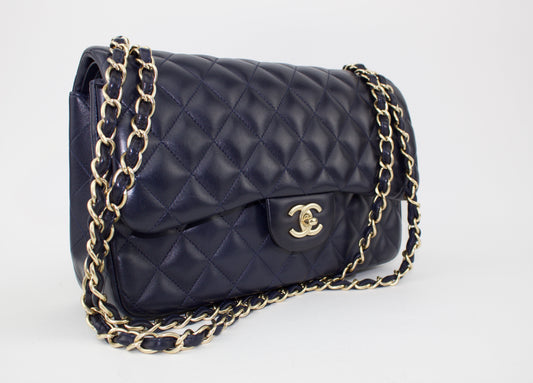 CHANEL LAMBSKIN QUILTED JUMBO DOUBLE FLAP BAG