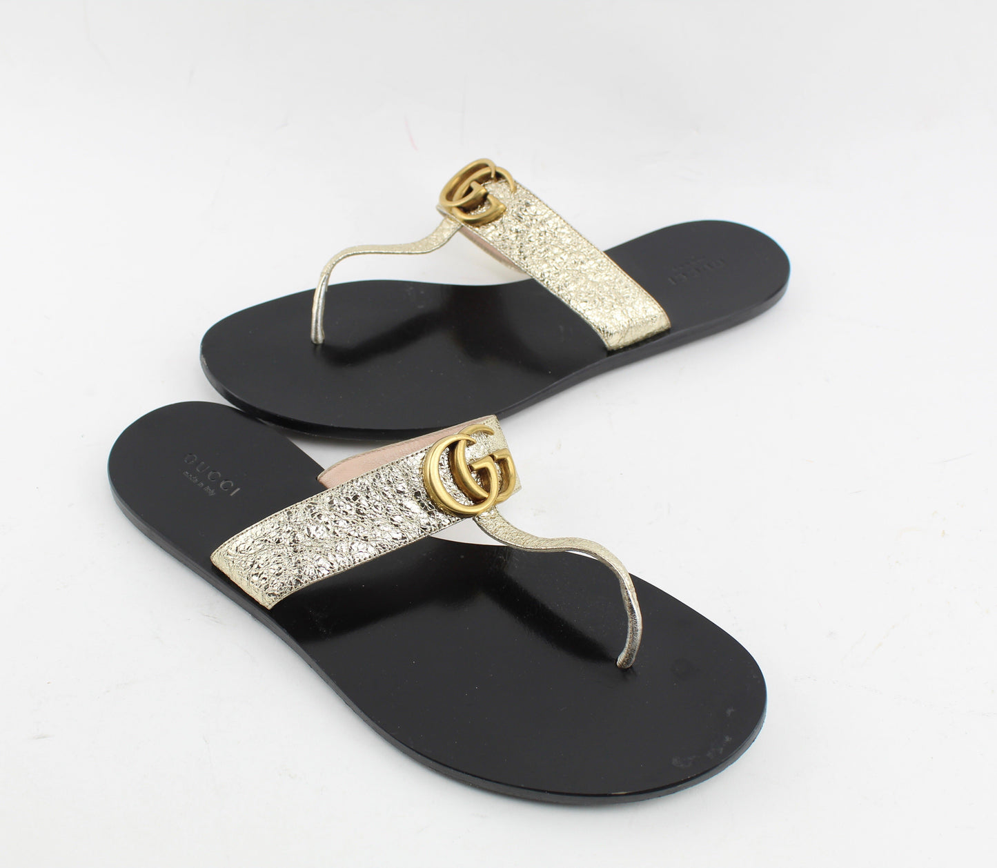 GUCCI LEATHER THONG SANDAL SIZE 41