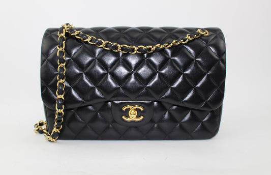 CHANEL JUMBO LAMBSKIN DOUBLE FLAP BAG