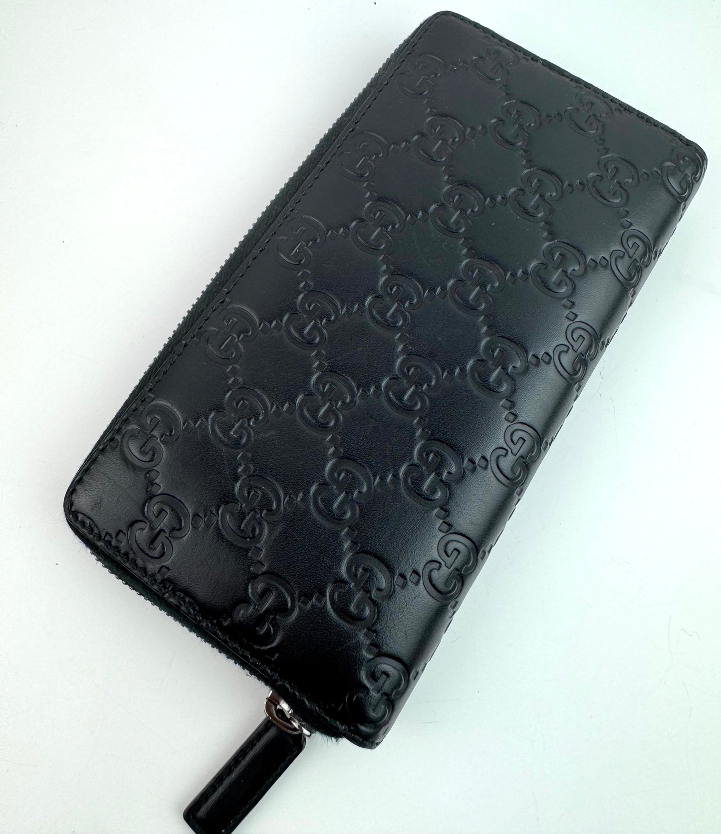 Gucci Zip Around wallet black
