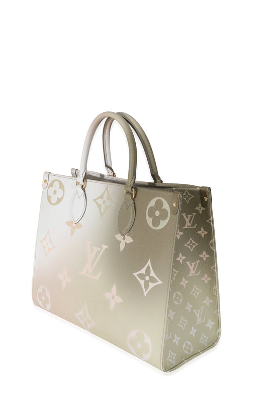 Louis Vuitton Louis Vuitton Sunset Kaki Monogram Giant Canvas OnTheGo MM