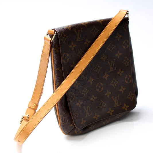 Louis Vuitton Musette Salsa Short Monogram