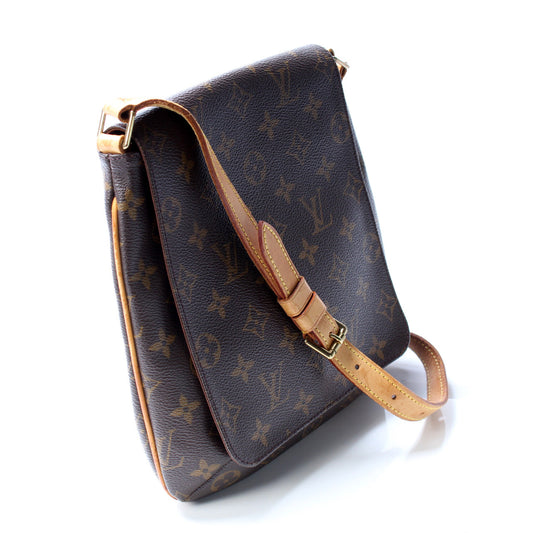 Louis Vuitton Musette Salsa Short Monogram