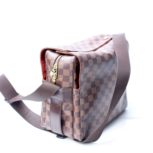 Louis Vuitton Naviglio Messenger Damier Ebene