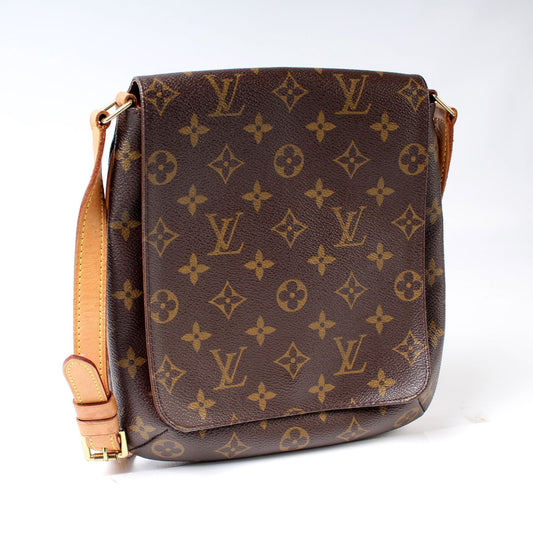 Louis Vuitton Musette Salsa Short Monogram