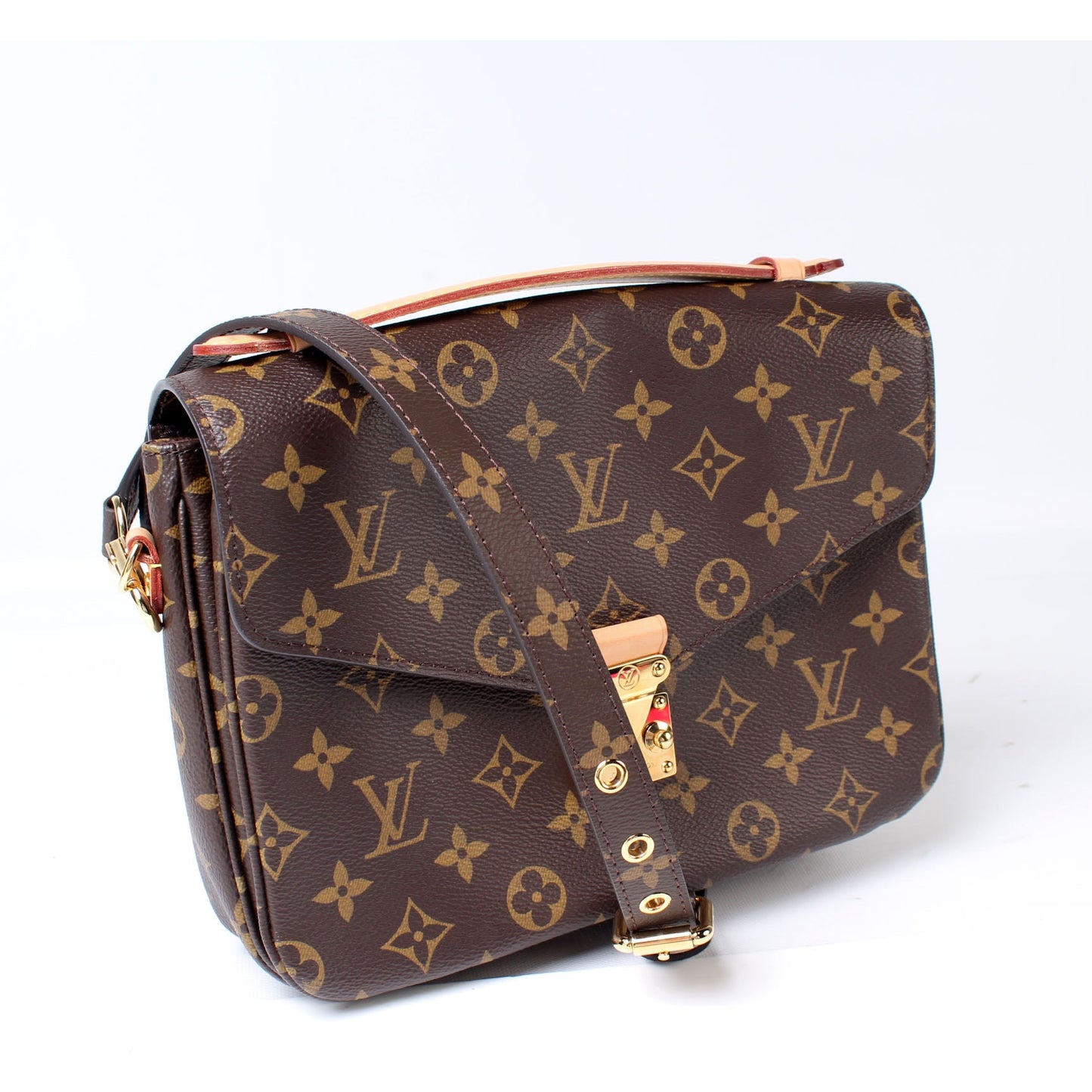 Louis Vuitton Pochette Metis Monogram