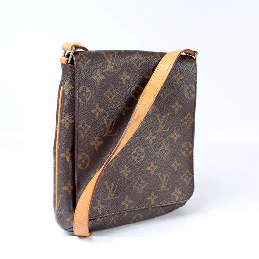 Louis Vuitton Musette Salsa Short Monogram