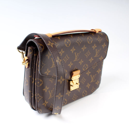 Louis Vuitton Pochette Metis Monogram