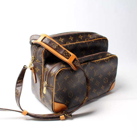 Louis Vuitton Nil Monogram