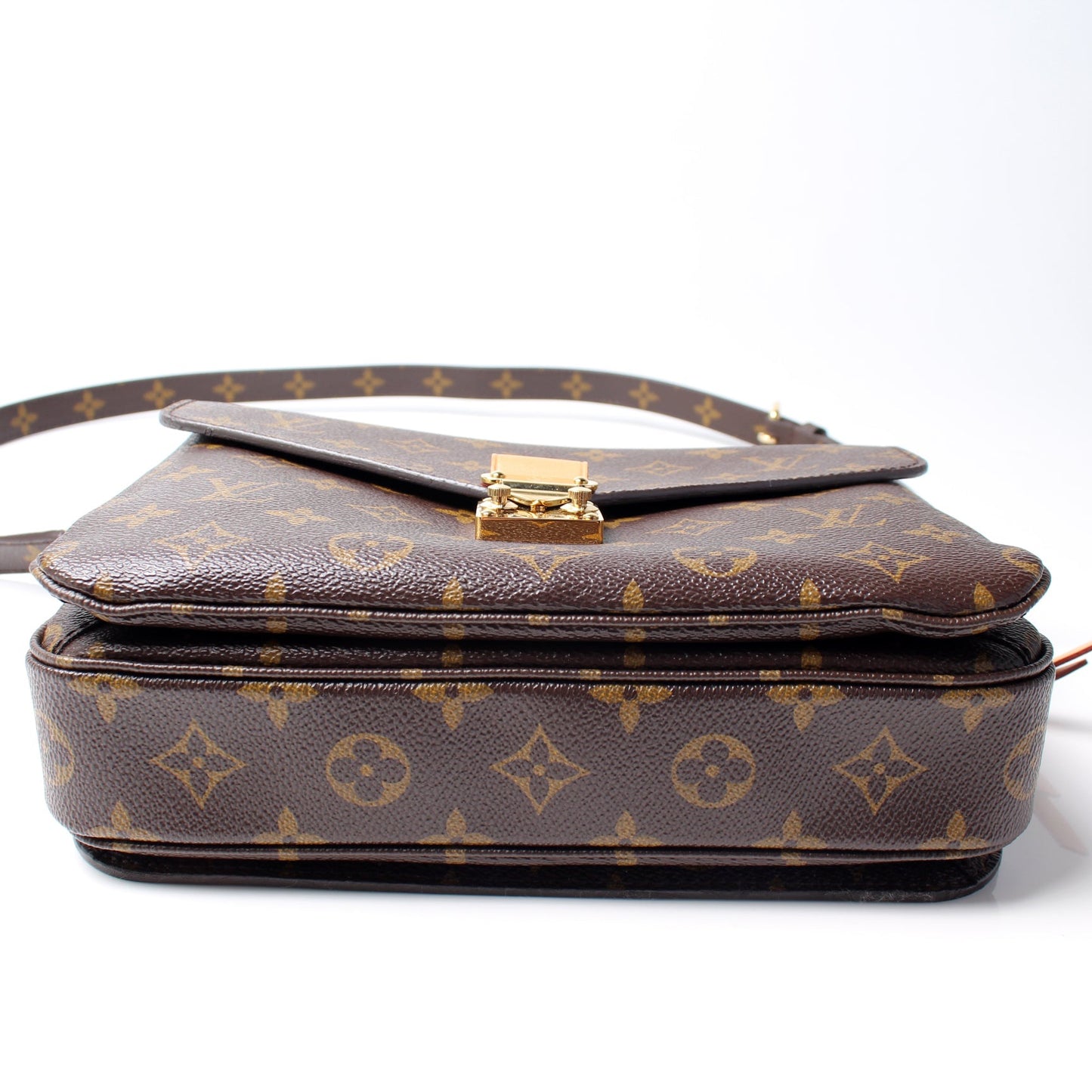 Louis Vuitton Pochette Metis Monogram