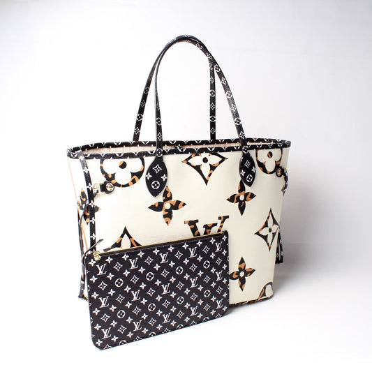 Louis Vuitton Neverfull MM W/ Pochette Giant Jungle