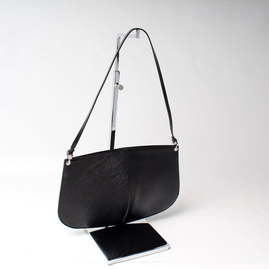 Louis Vuitton Demi Lune Pochette Epi