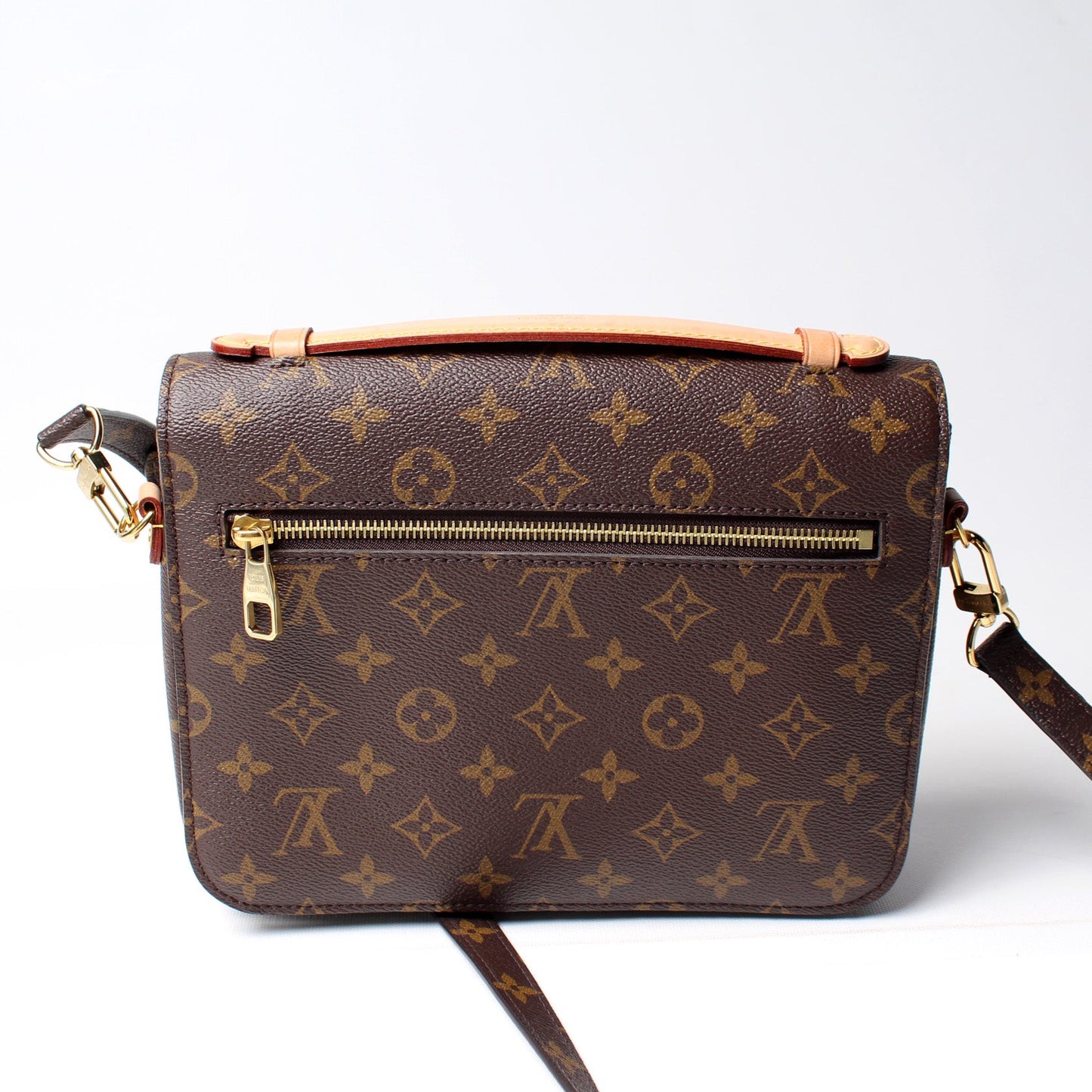 Louis Vuitton Pochette Metis Monogram