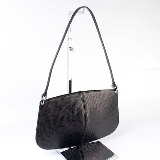 Louis Vuitton Demi Lune Pochette Epi