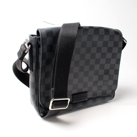 Louis Vuitton District PM Damier Graphite
