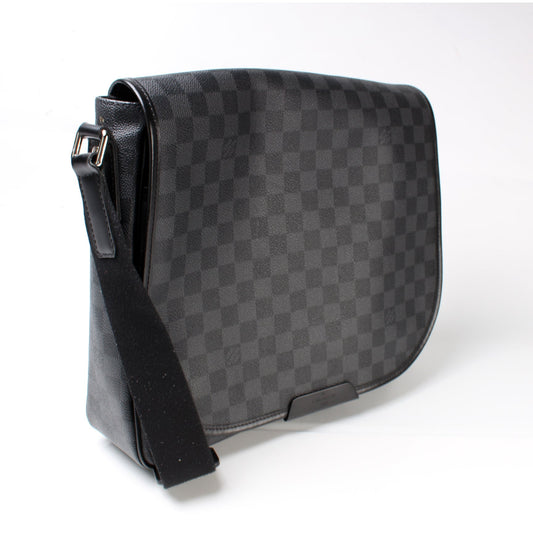 Louis Vuitton Daniel MM Damier Graphite