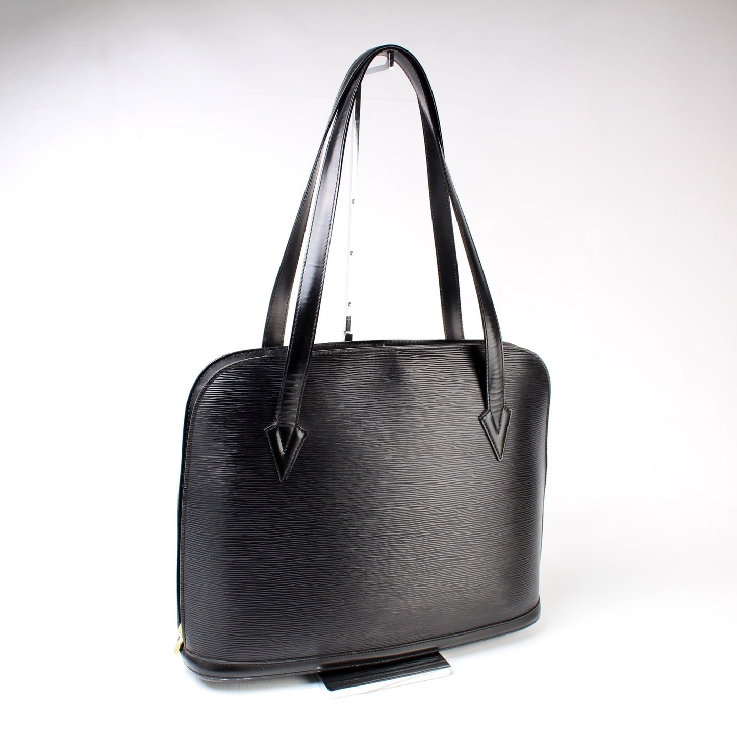 Louis Vuitton Lussac Epi