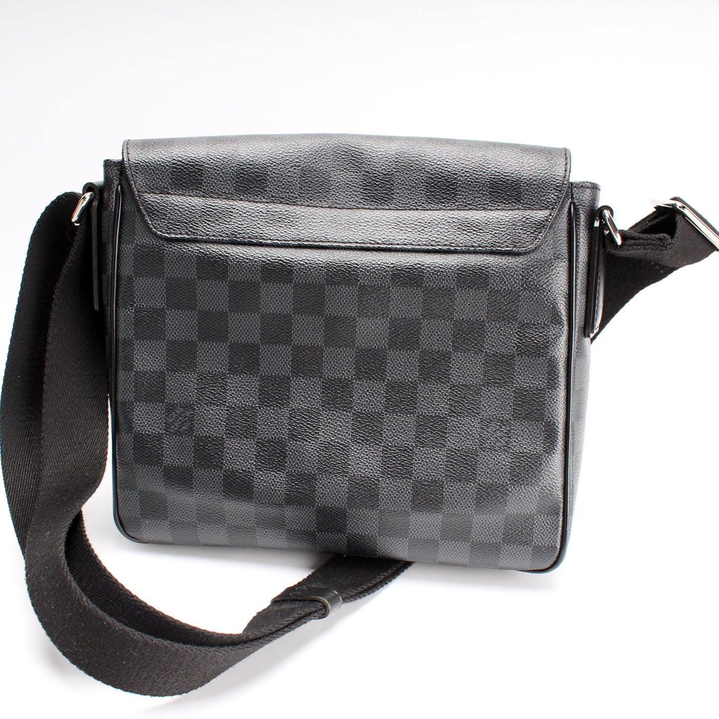 Louis Vuitton District PM Damier Graphite