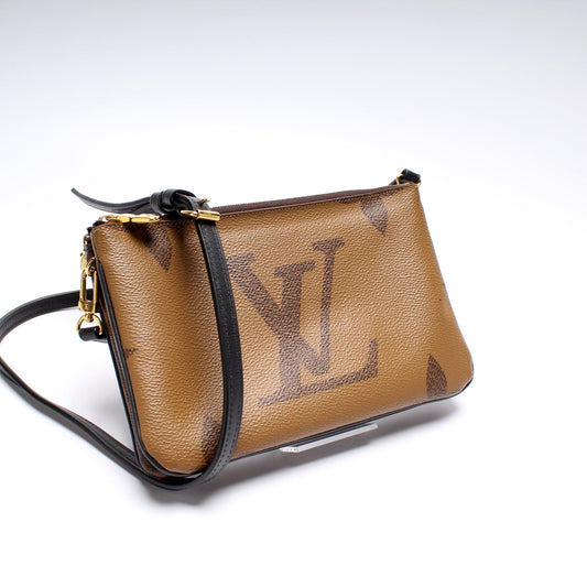 Louis Vuitton Double Zip Pochette Giant Reverse Monogram