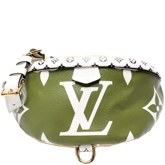 Louis Vuitton Bumbag Giant Monogram