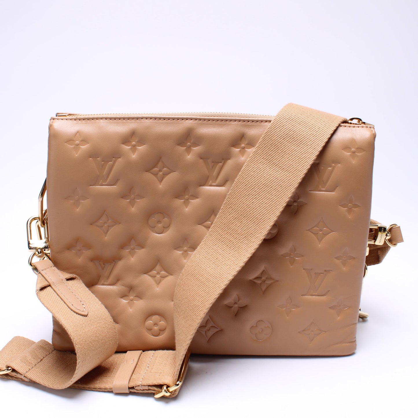 Louis Vuitton Coussin PM Lambskin