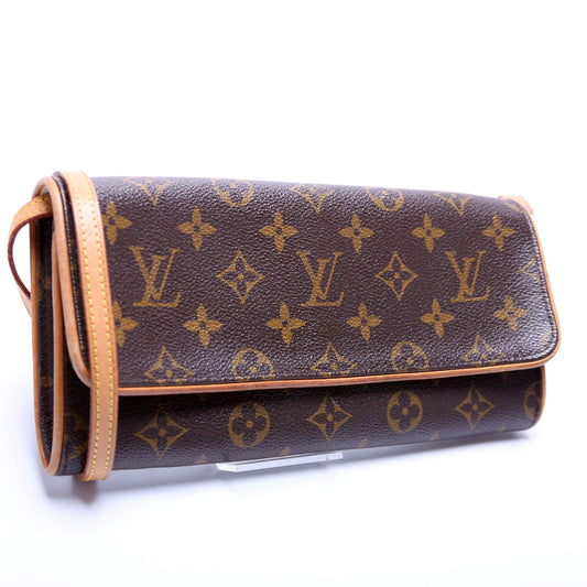 Louis Vuitton Pochette Twin GM Monogram