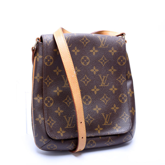 Louis Vuitton Musette Salsa Short Monogram