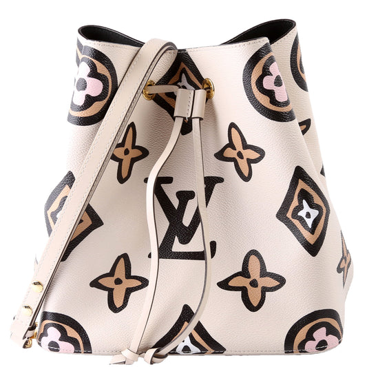 Louis Vuitton Neonoe Wilde at Heart Giant Monogram