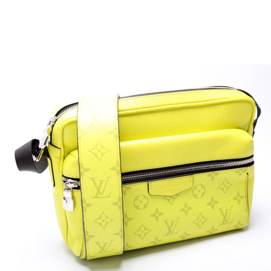 Louis Vuitton Outdoor Messenger Tiagarama