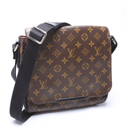 Louis Vuitton District PM Monogram