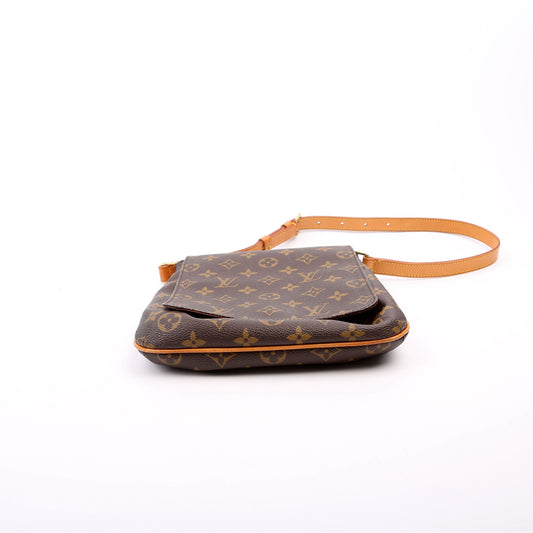 Louis Vuitton Musette Salsa Short Monogram