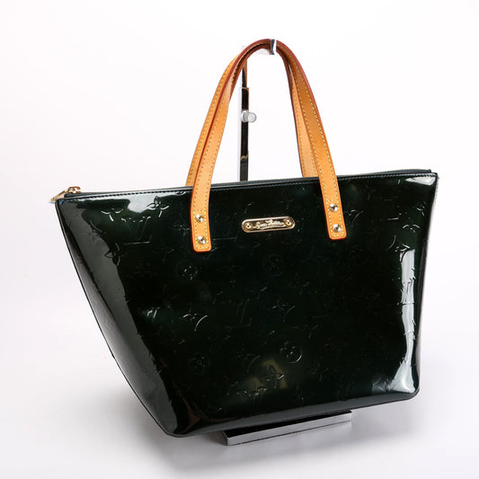 Louis Vuitton Bellevue PM Vernis Green
