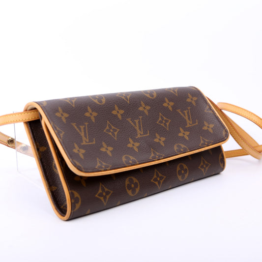 Louis Vuitton Pochette Twin GM Monogram