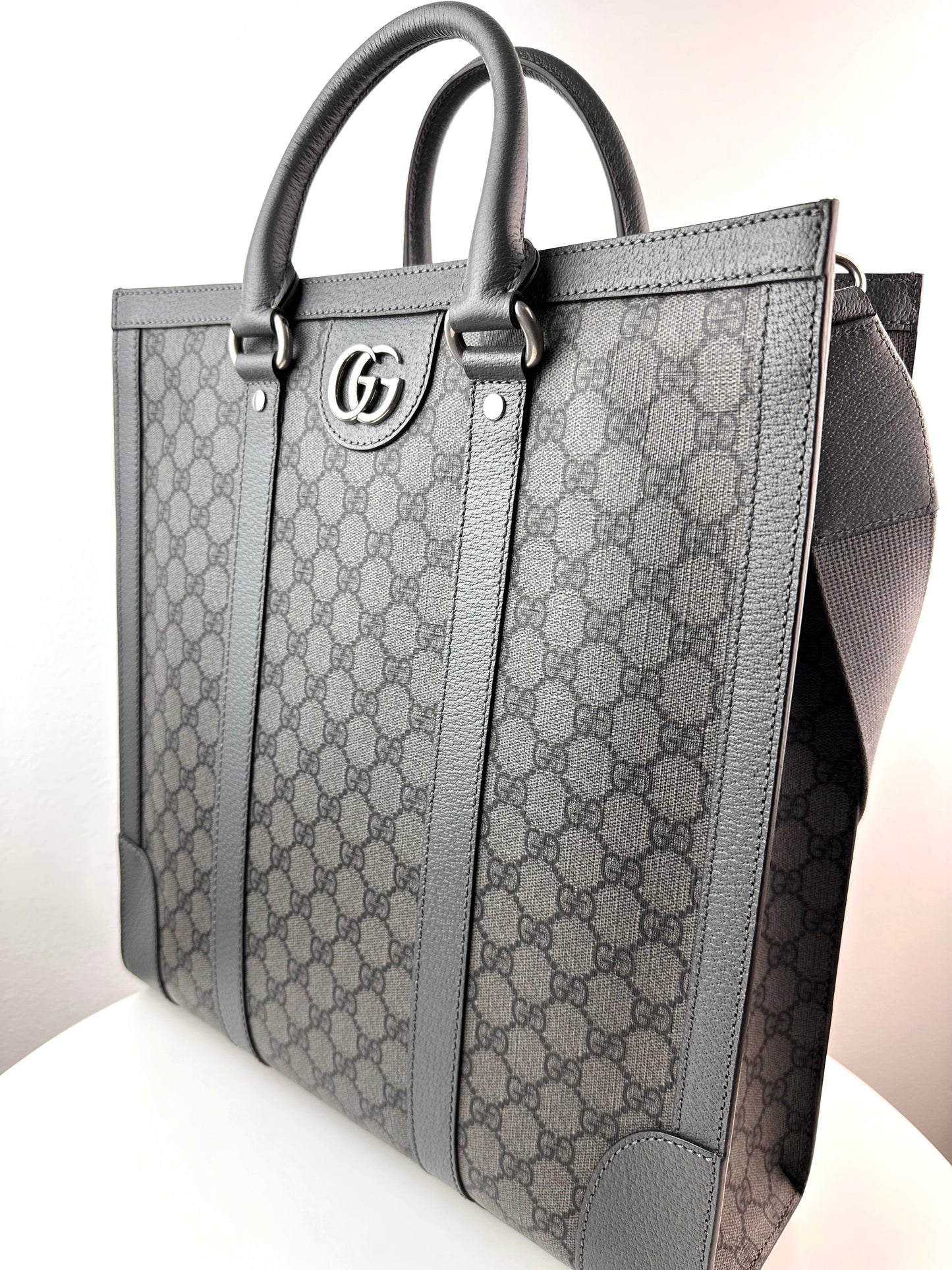 Gucci Ophidia Medium Tote Bag by