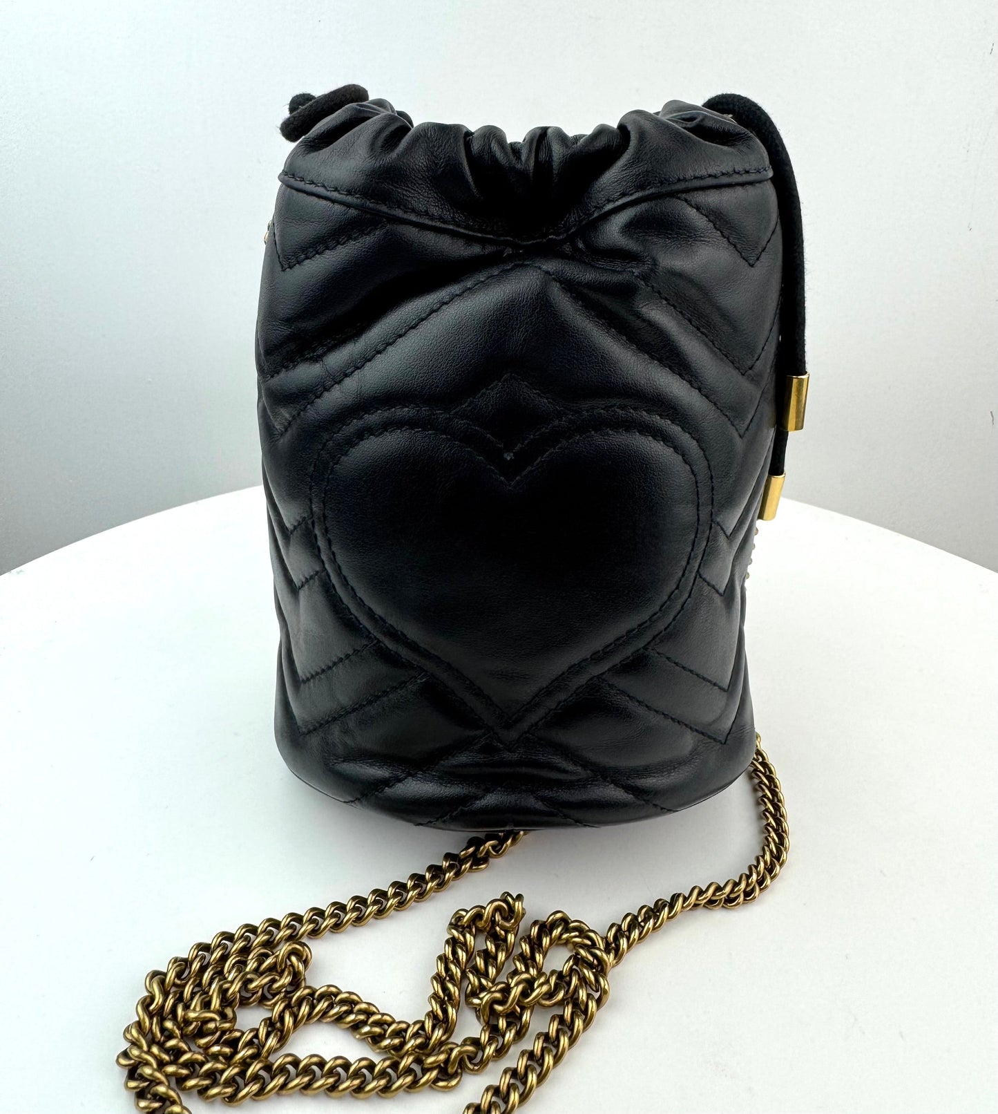 Gucci Mini Marmont bucket bag